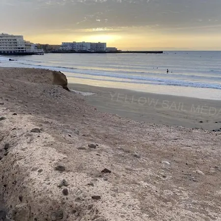 Apartamento Yellow Sail Médano 2 Dormtiorios Con Parking *